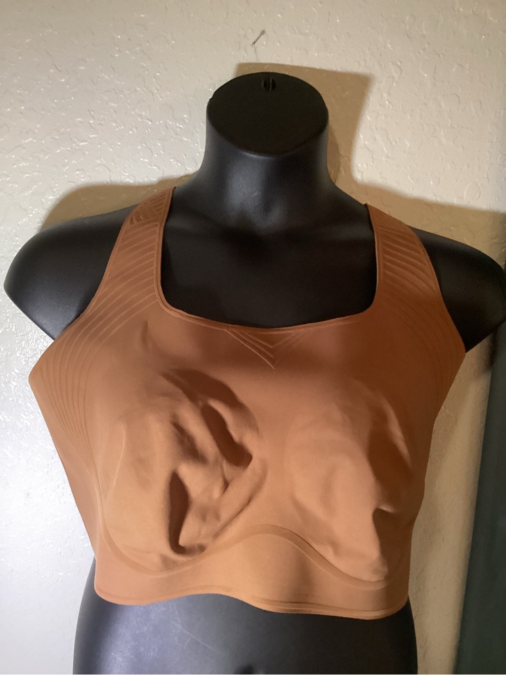 Victoria's Secret Seamless Tan Sports Bralette